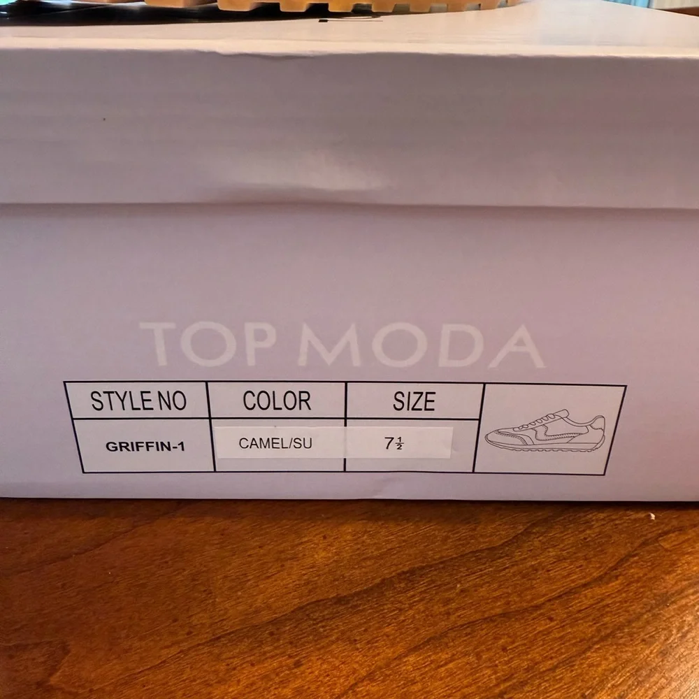 Boutique brand TOP Moda, Tan and White Sneakers with Retro Design - Picture 7 of 7